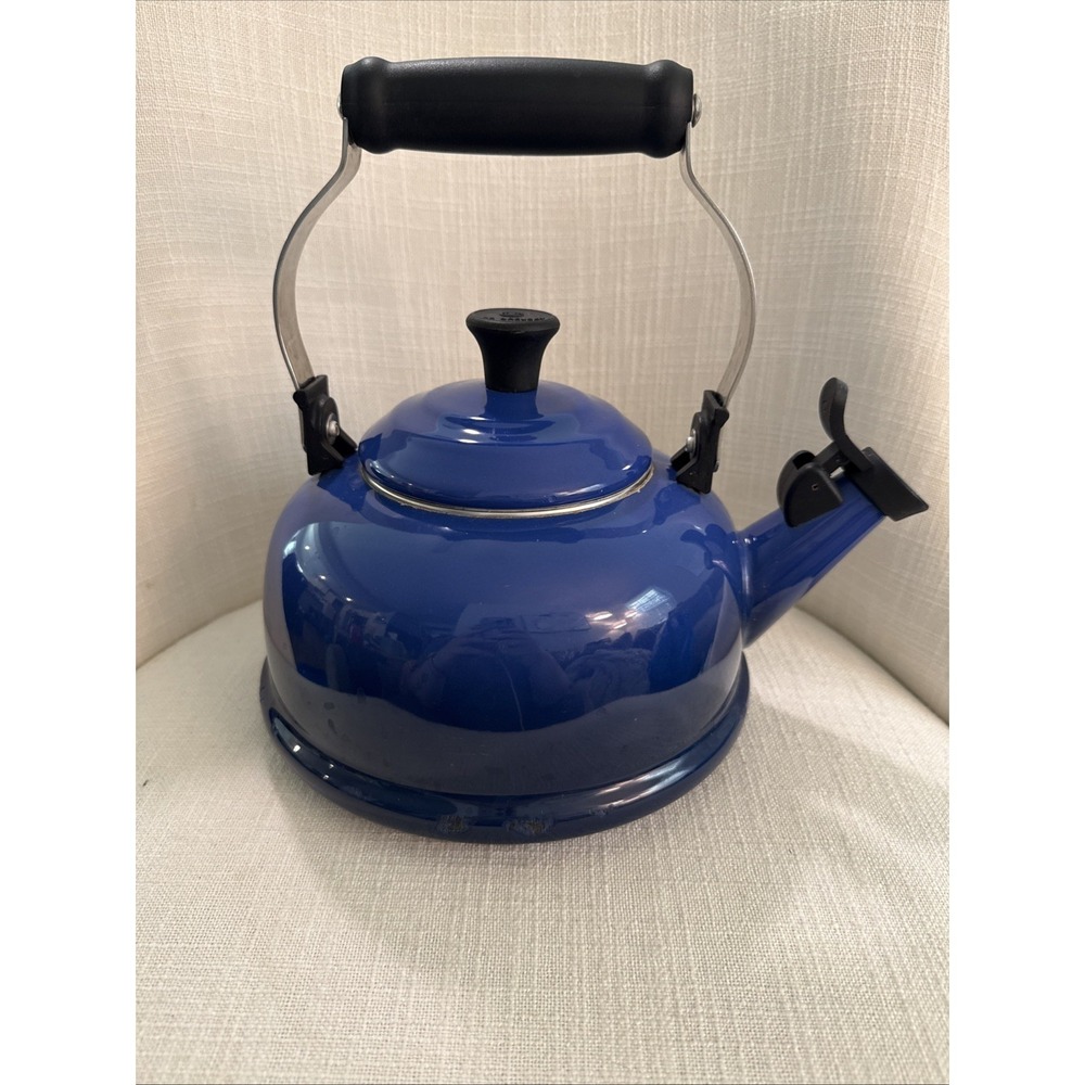 Le Creuset Enamel on Steel 1.7 Qt Blue Ombre Tea Pot Kettle & Lid READ FOR PARTS